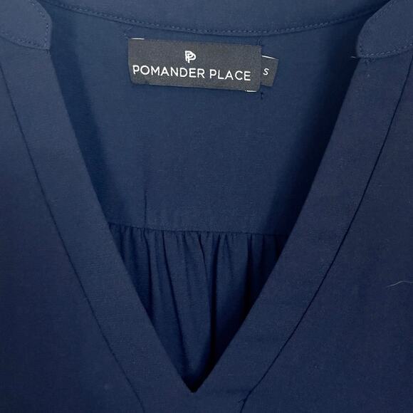 Tuckernuck Pomander Place Navy Blue Crepe Kenzo
Dress - Picture 4 of 10